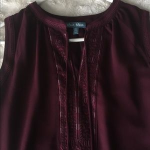 Maroon sleeveless dress